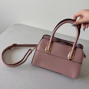 Women’s Cross Body Bag